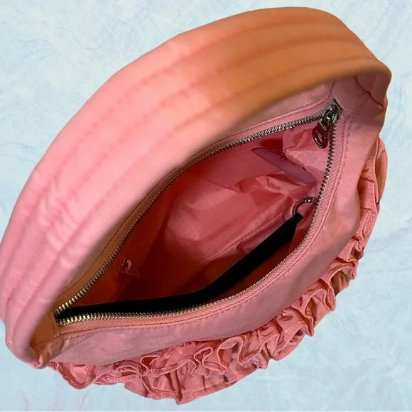 EUC. MOLLY GODDARD X BAGGU RUFFLE PINK SHOULDER BAG. SOLD OUT.ATTACHED KEY STRAP - Picture 15 of 16